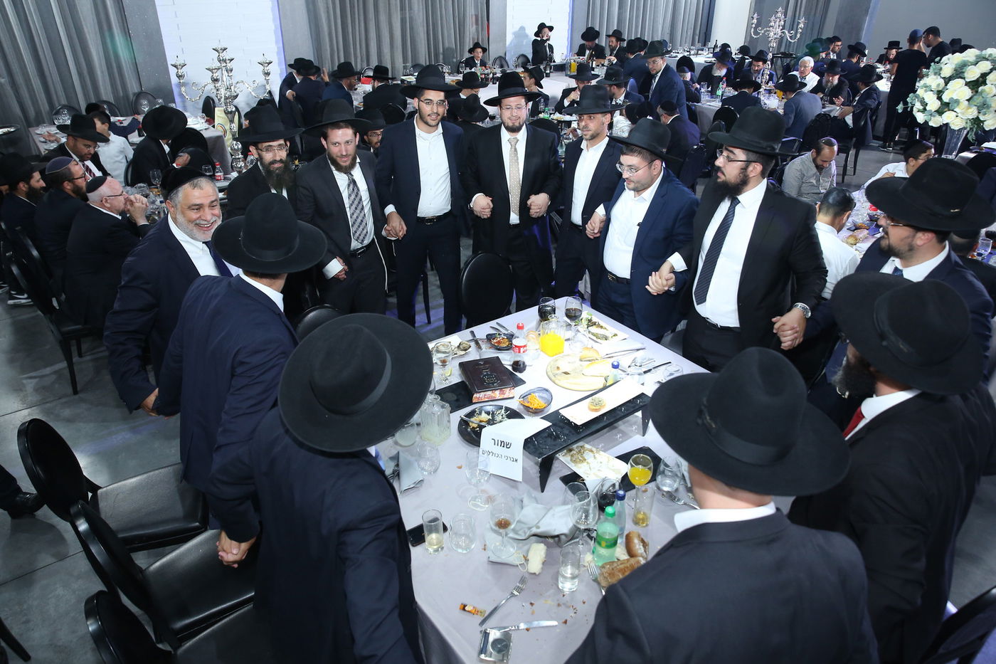 תיעוד: רבה של באר שבע חגג בר מצווה לנכד