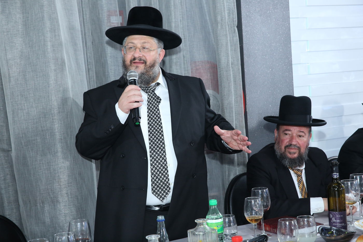 תיעוד: רבה של באר שבע חגג בר מצווה לנכד