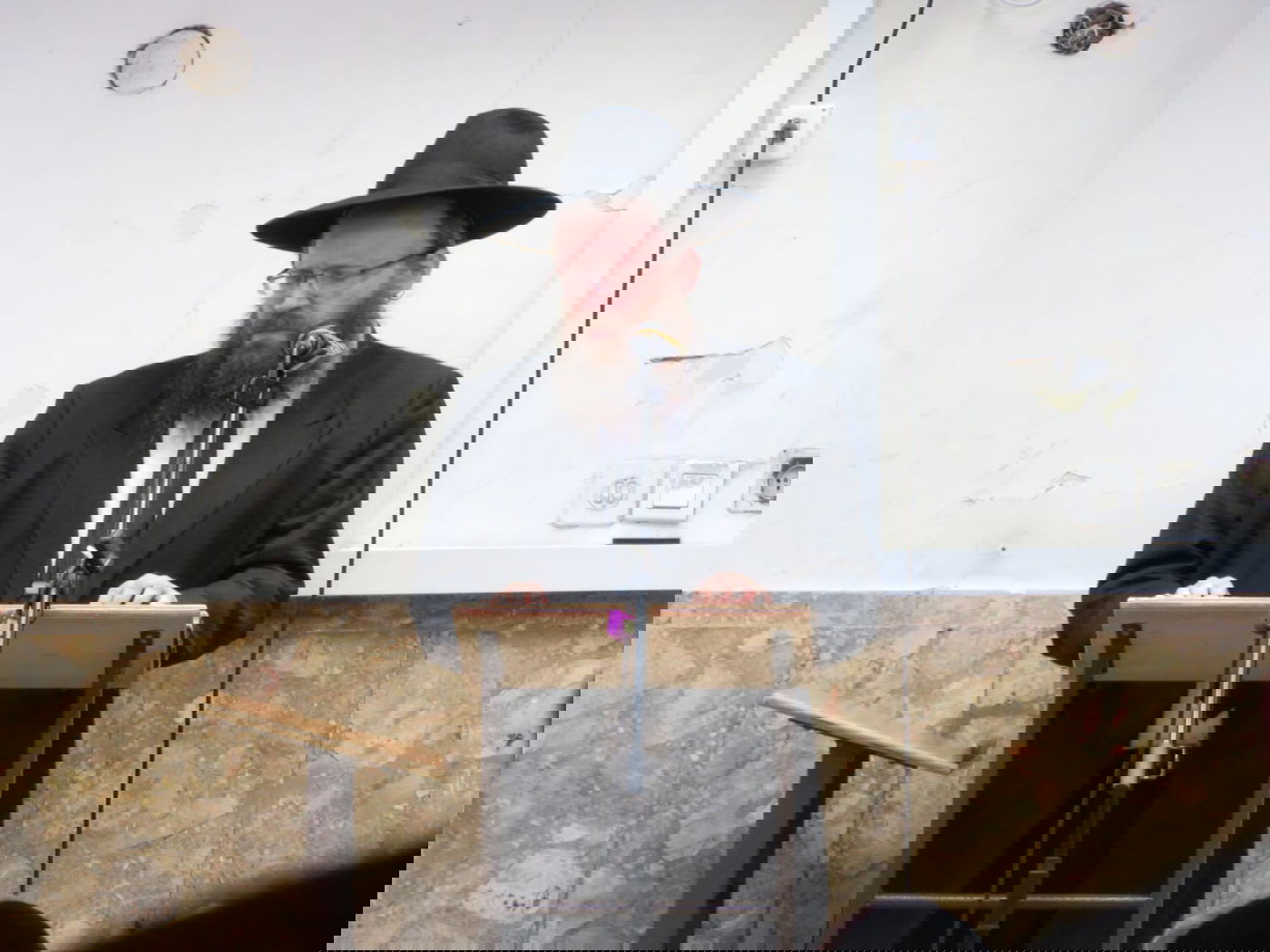 המשגיח החדש בפוניבז' מסר שיחה ראשונה • תיעוד