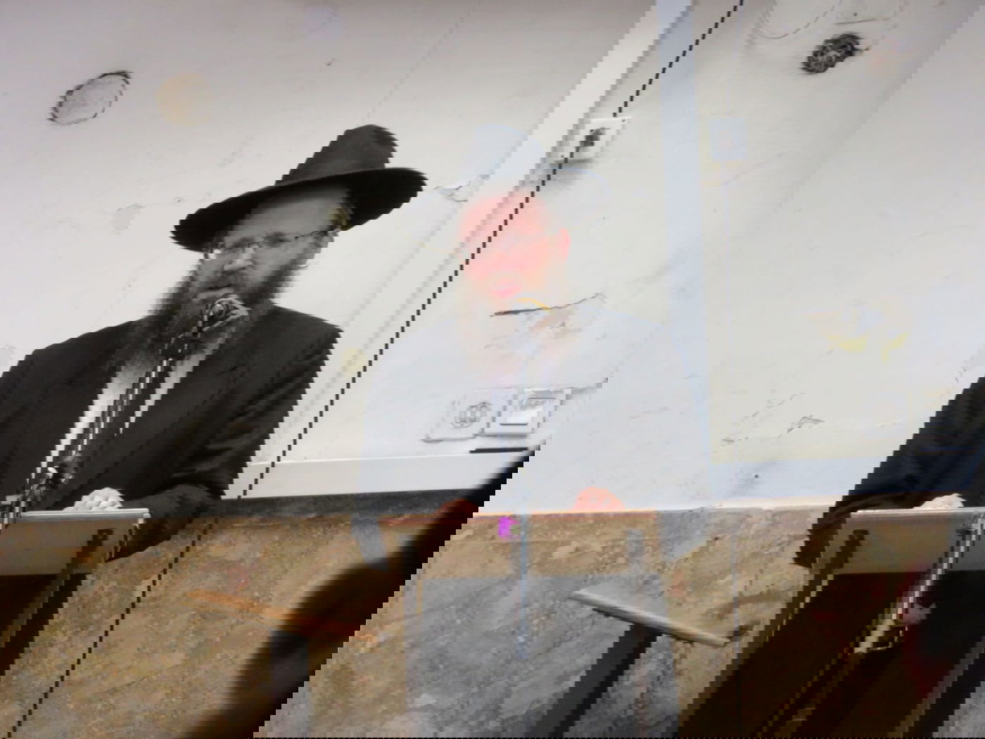 המשגיח החדש בפוניבז' מסר שיחה ראשונה • תיעוד