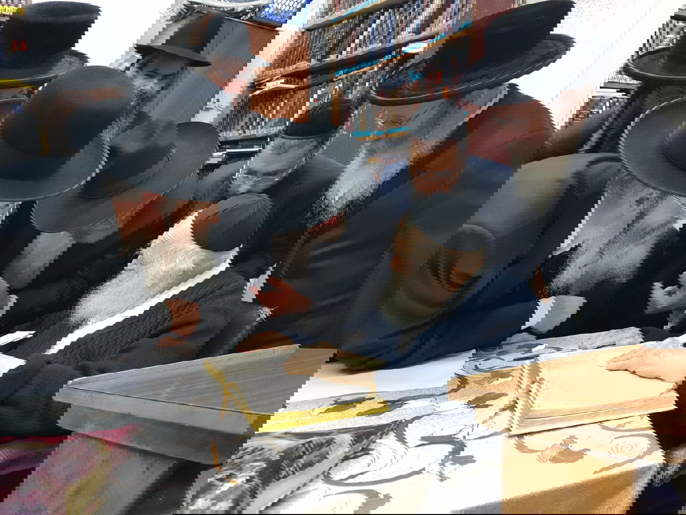 רבה של בית חלקיה הוכתר בבית הגדולים