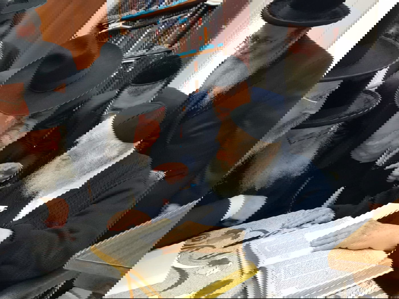 רבה של בית חלקיה הוכתר בבית הגדולים