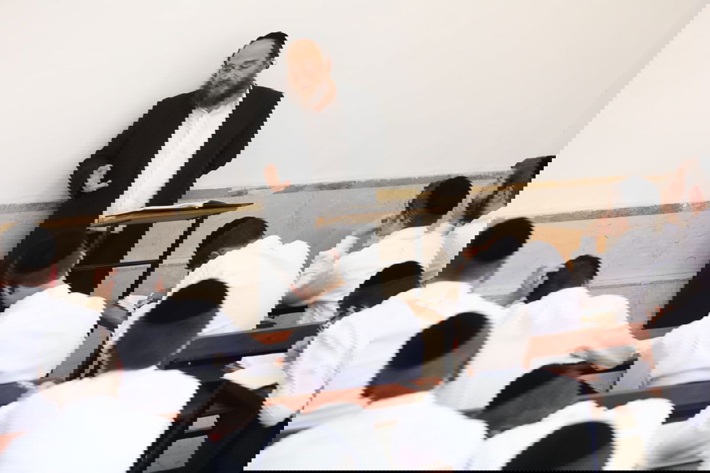 א-ל-ו-ל ב"עטרת שלמה": כך פתחו את הזמן