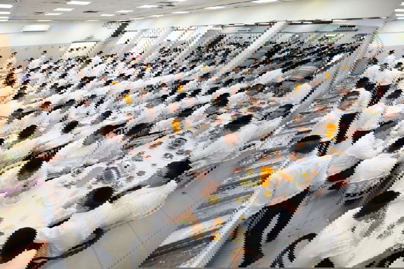 ניתוק מהווי הרחוב עם 'ראש בריא' • ישיבת "עטרת שלמה"