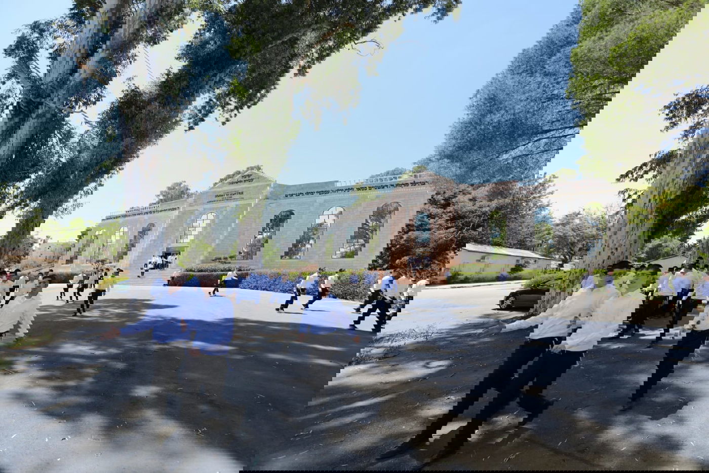 א-ל-ו-ל ב"עטרת שלמה": כך פתחו את הזמן