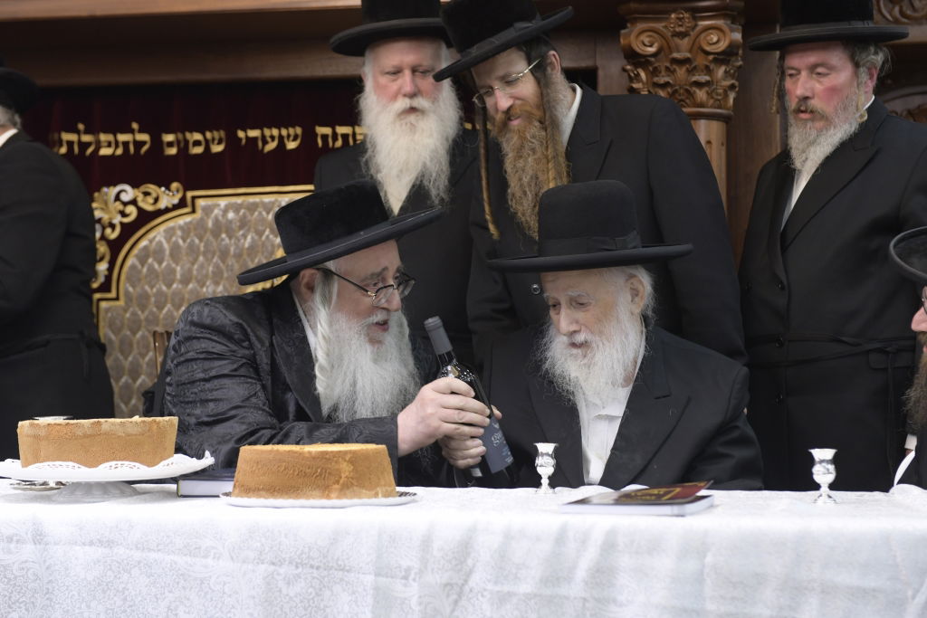 האדמו"ר מצאנז והגרא"ד אוירבך