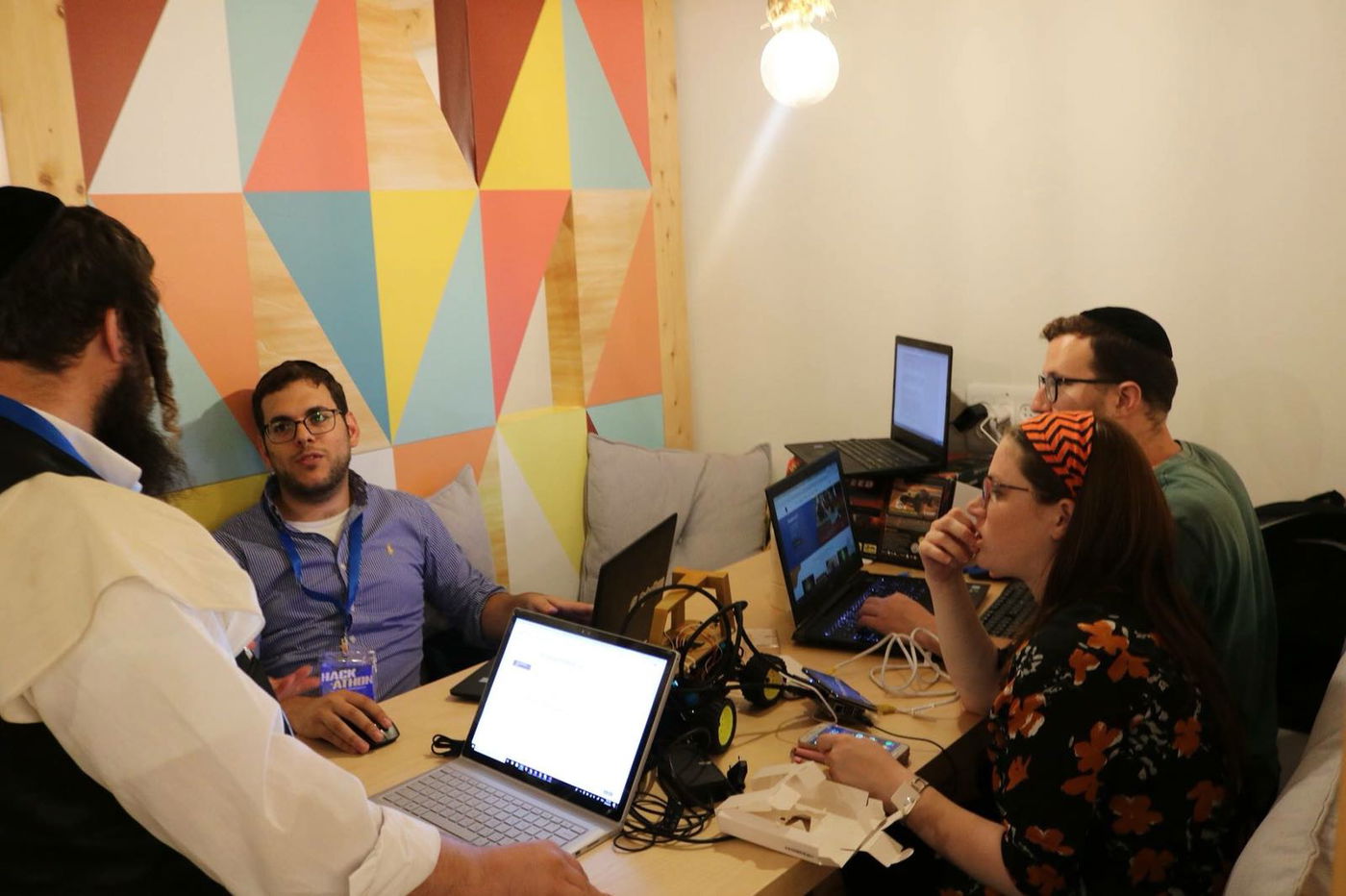 חרדים בהייטק: 24 שעות של האקתון מיוחד בבני ברק