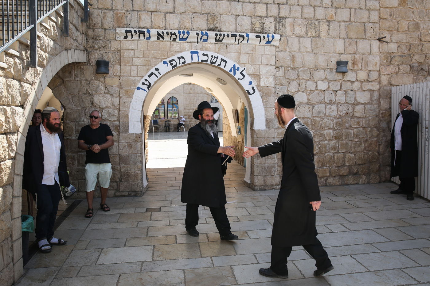 לפני התפילה: כך שלום רובשקין התקבל בצפת