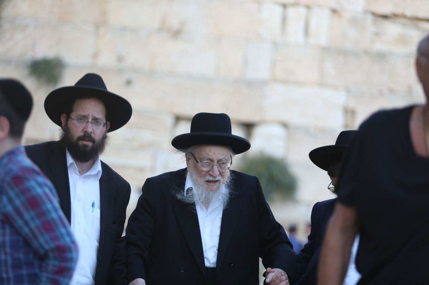 תיעוד מיוחד: הגאון רבי יצחק שיינר בכותל