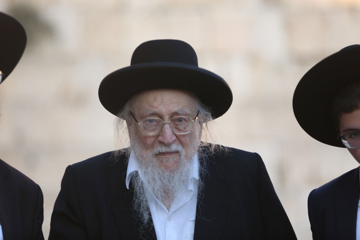 תיעוד מיוחד: הגאון רבי יצחק שיינר בכותל