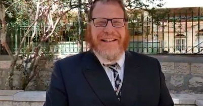 הסגולה היומית: כך נזכה לעשירות • צפו