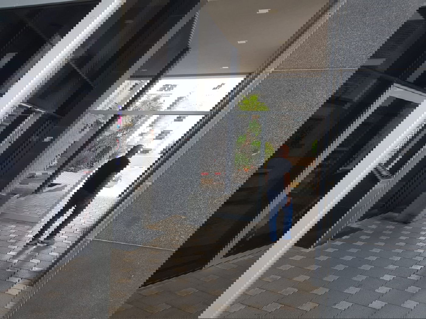 בלעדי: התמונות שאמורות להפחיד את יחיאל לסרי