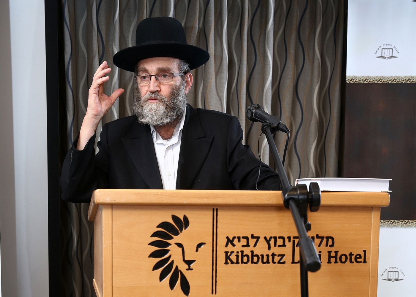 שכר רבני ההתיישבות והשכונות: ח"כ משה גפני מאיים