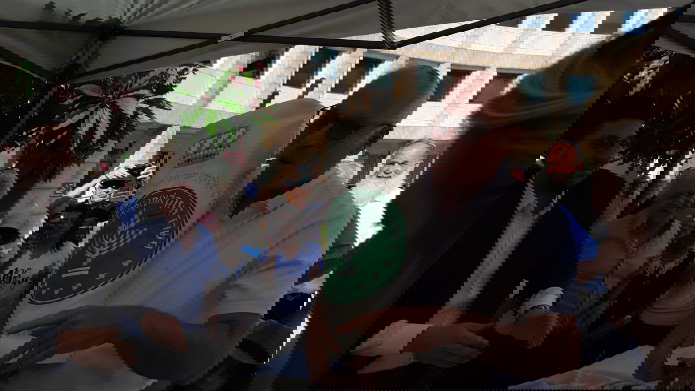 לראשונה: משרד ממשלתי רכש ספר תורה