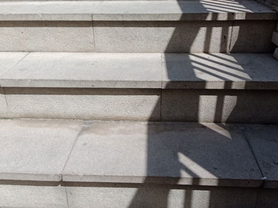 תינוק בן חודשיים נפל במדרגות ונפצע בינוני