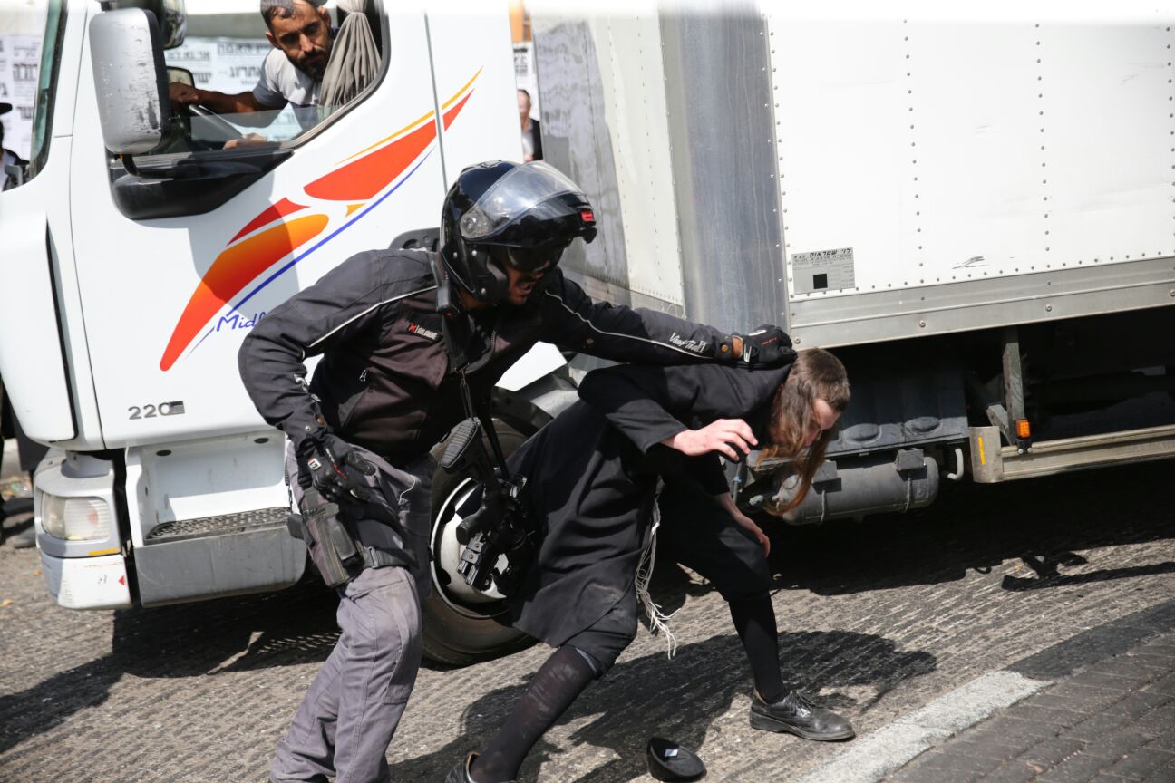 עימותים בירושלים: בית הכנסת של הקיצונים נהרס