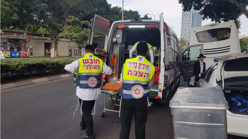 בני ברק: הולך רגל נפגע מאופניים חשמליים