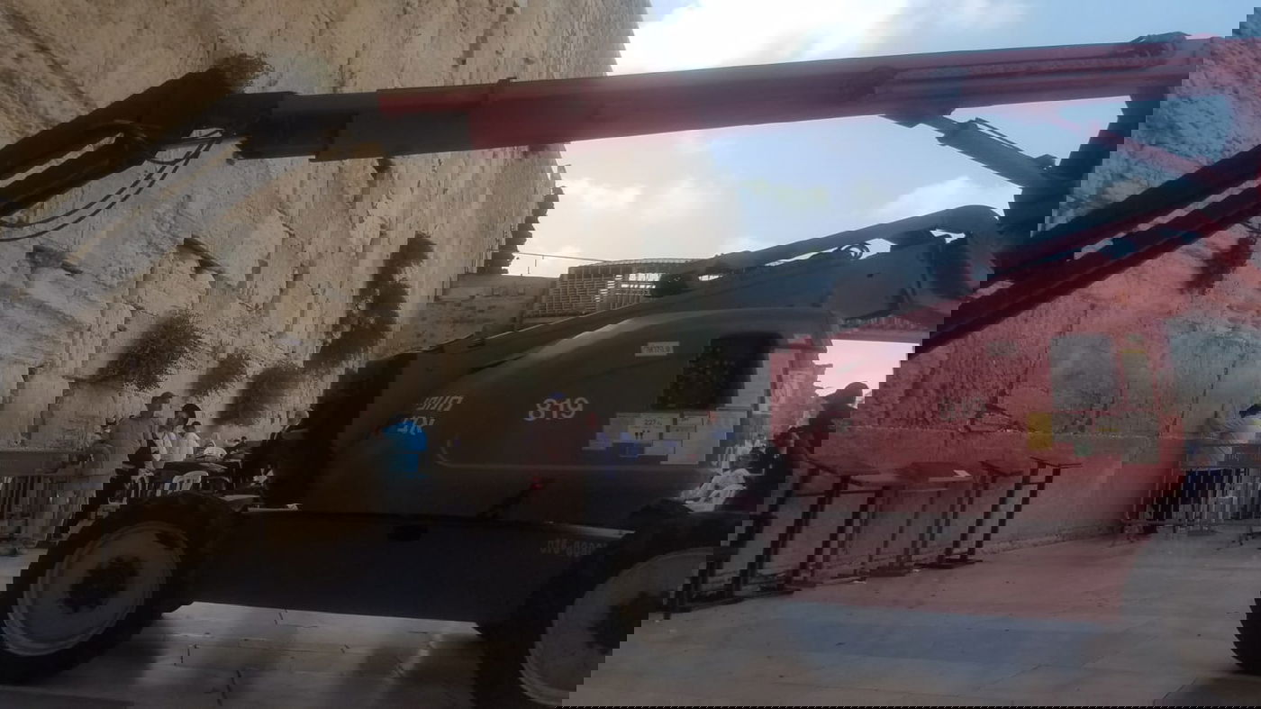 לאחר הנפילה: אבני הכותל המערבי נבדקות