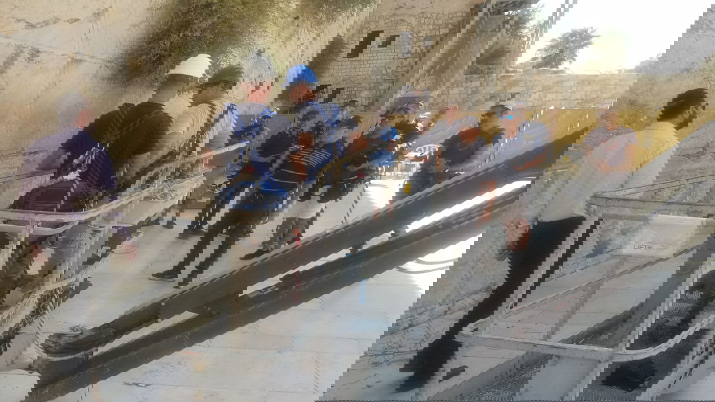 לאחר הנפילה: אבני הכותל המערבי נבדקות