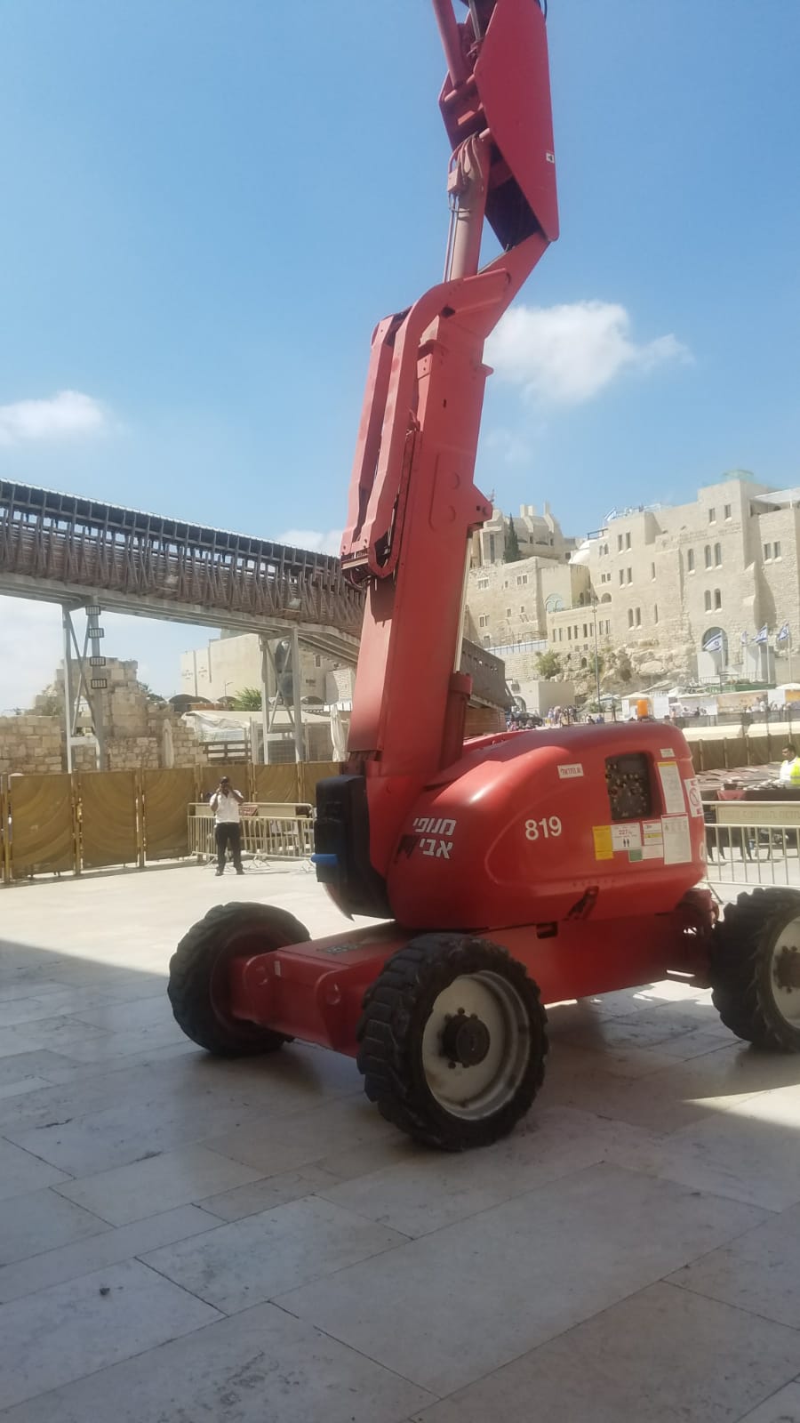 לאחר הנפילה: אבני הכותל המערבי נבדקות