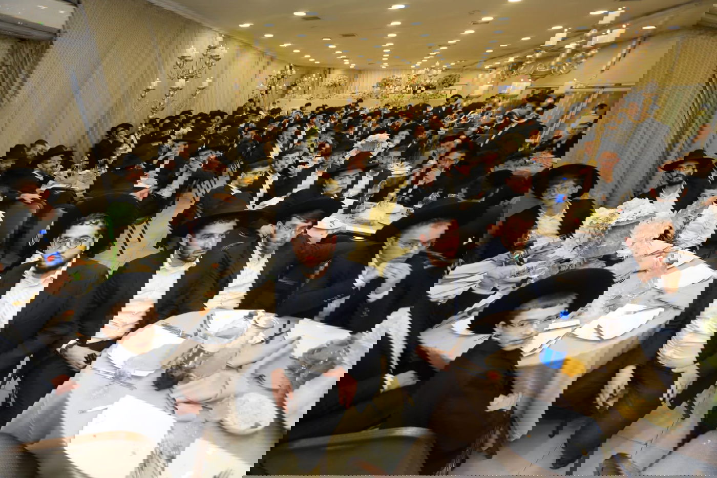 ב"דרך אמונה" חגגו את סיום הש"ס • תיעוד