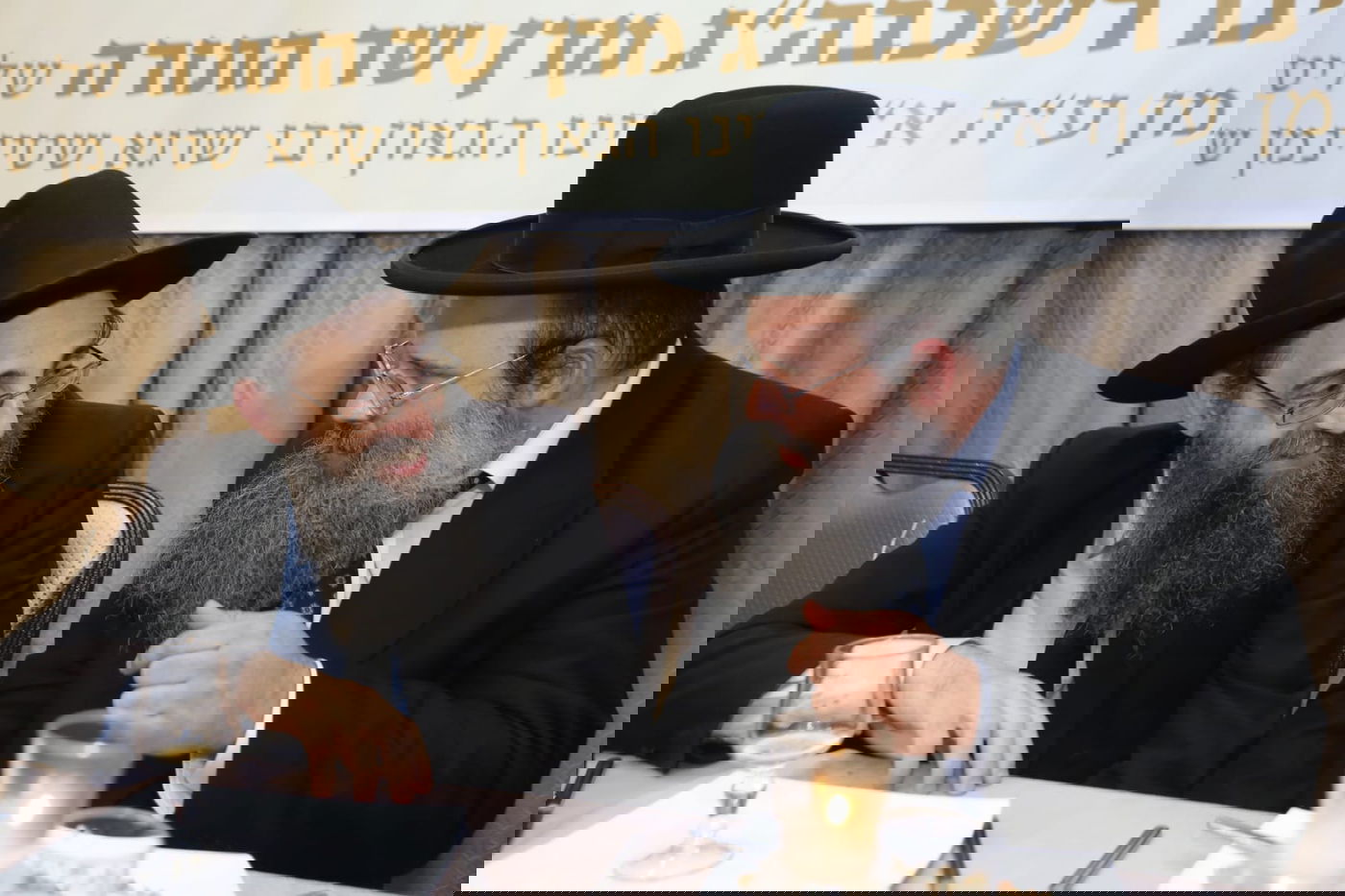 ב"דרך אמונה" חגגו את סיום הש"ס • תיעוד