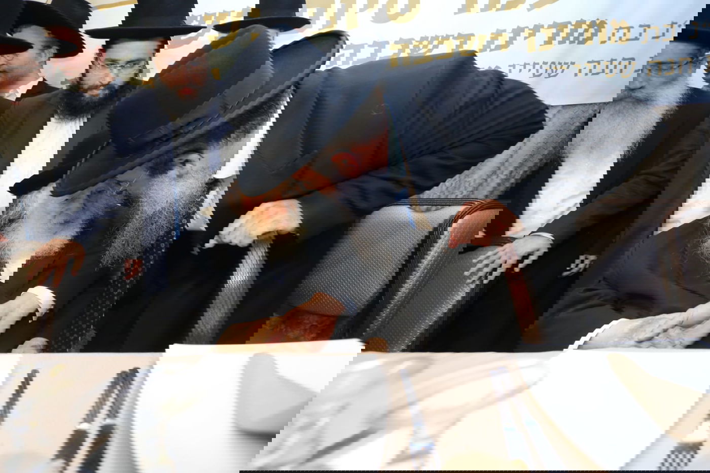 ב"דרך אמונה" חגגו את סיום הש"ס • תיעוד