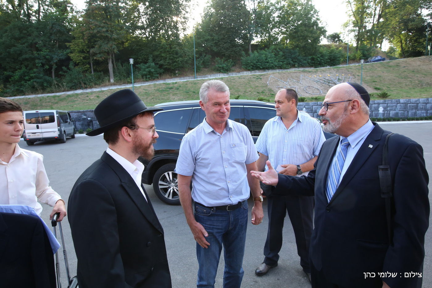 הברנז'ה אמרה סליחות ראשונות בהאדיטש • צפו