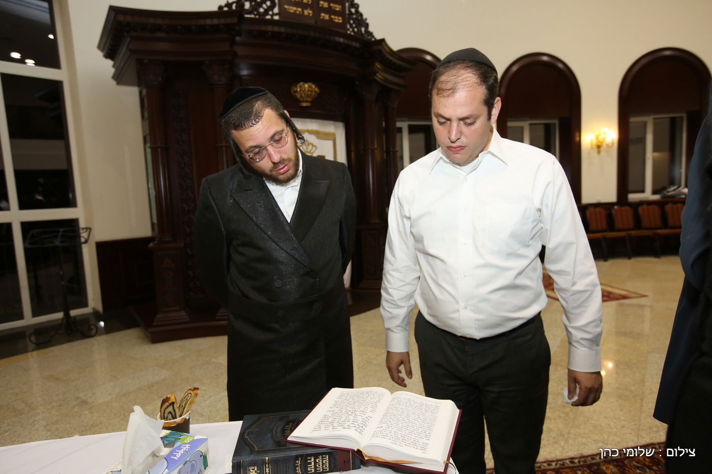 הברנז'ה אמרה סליחות ראשונות בהאדיטש • צפו