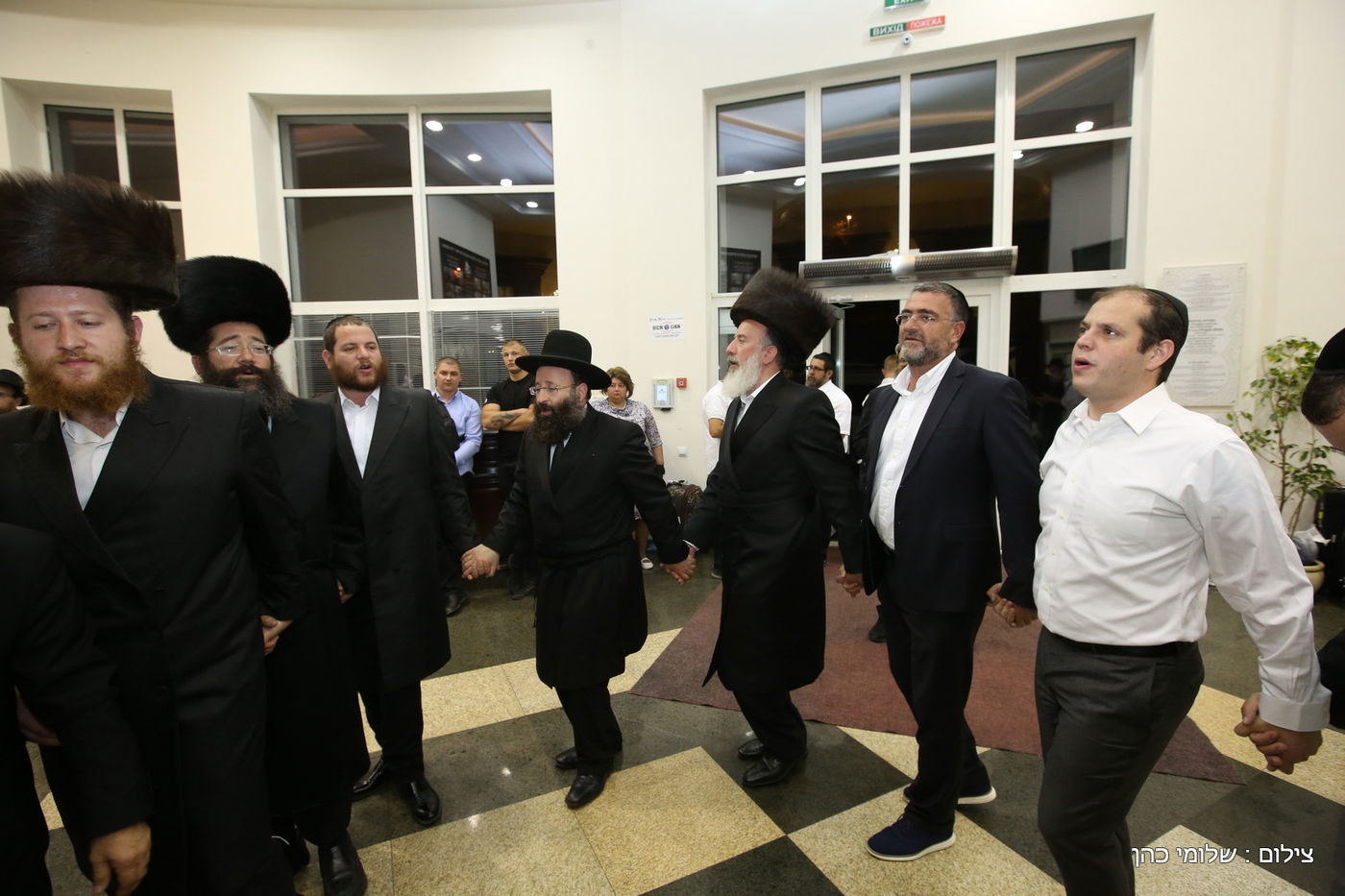 הברנז'ה אמרה סליחות ראשונות בהאדיטש • צפו