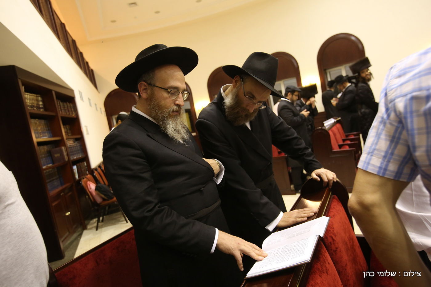 הברנז'ה אמרה סליחות ראשונות בהאדיטש • צפו