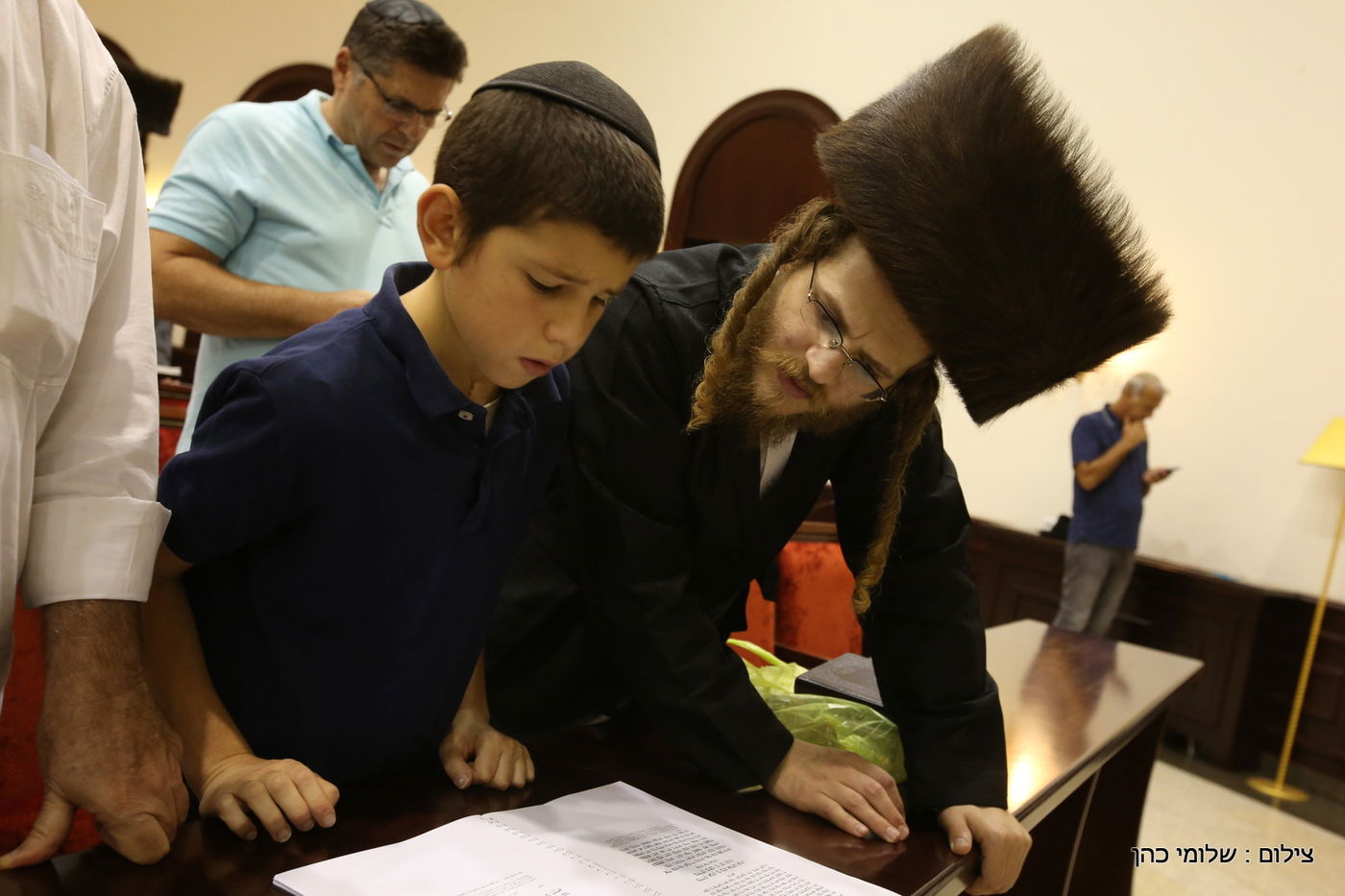 הברנז'ה אמרה סליחות ראשונות בהאדיטש • צפו