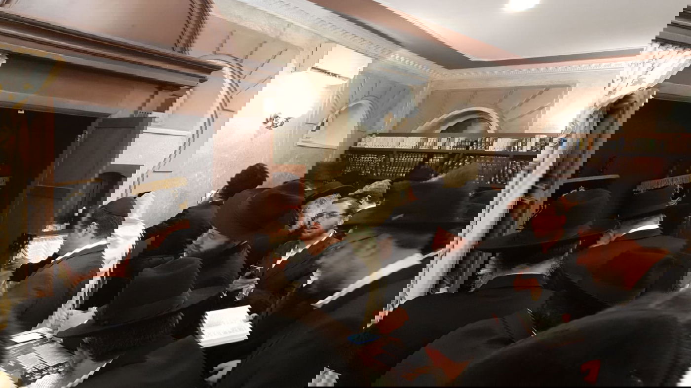 הברנז'ה אמרה סליחות ראשונות בהאדיטש • צפו