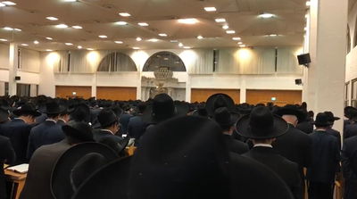 מרגש: הסליחות הראשונות ב'חברון' • תיעוד