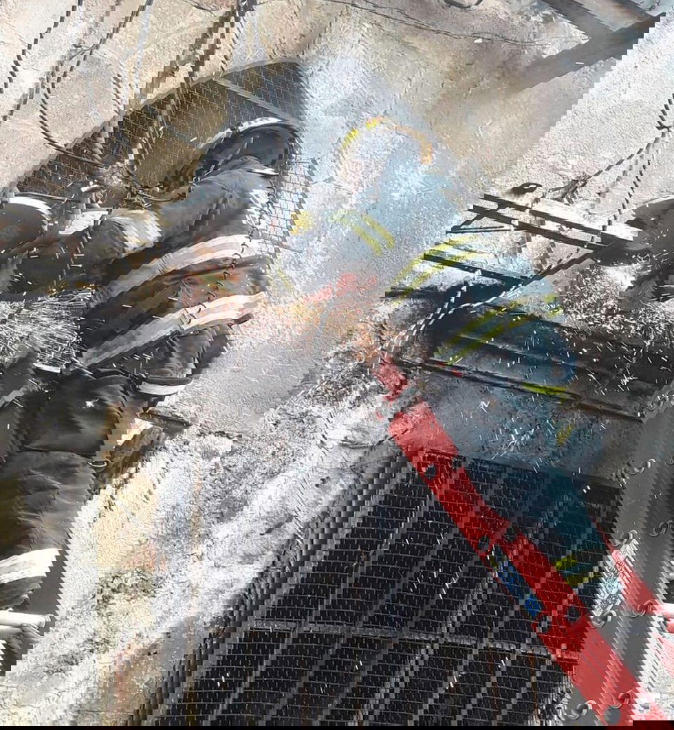 שני בני אדם נשרפו למוות בחנות בתל אביב