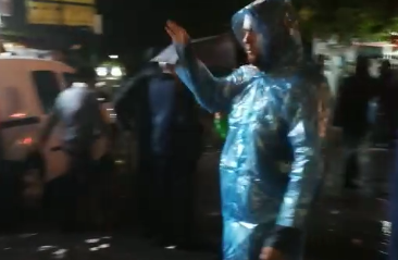 מוצ"ש באומן: גשם זלעפות וריקודים. תיעוד