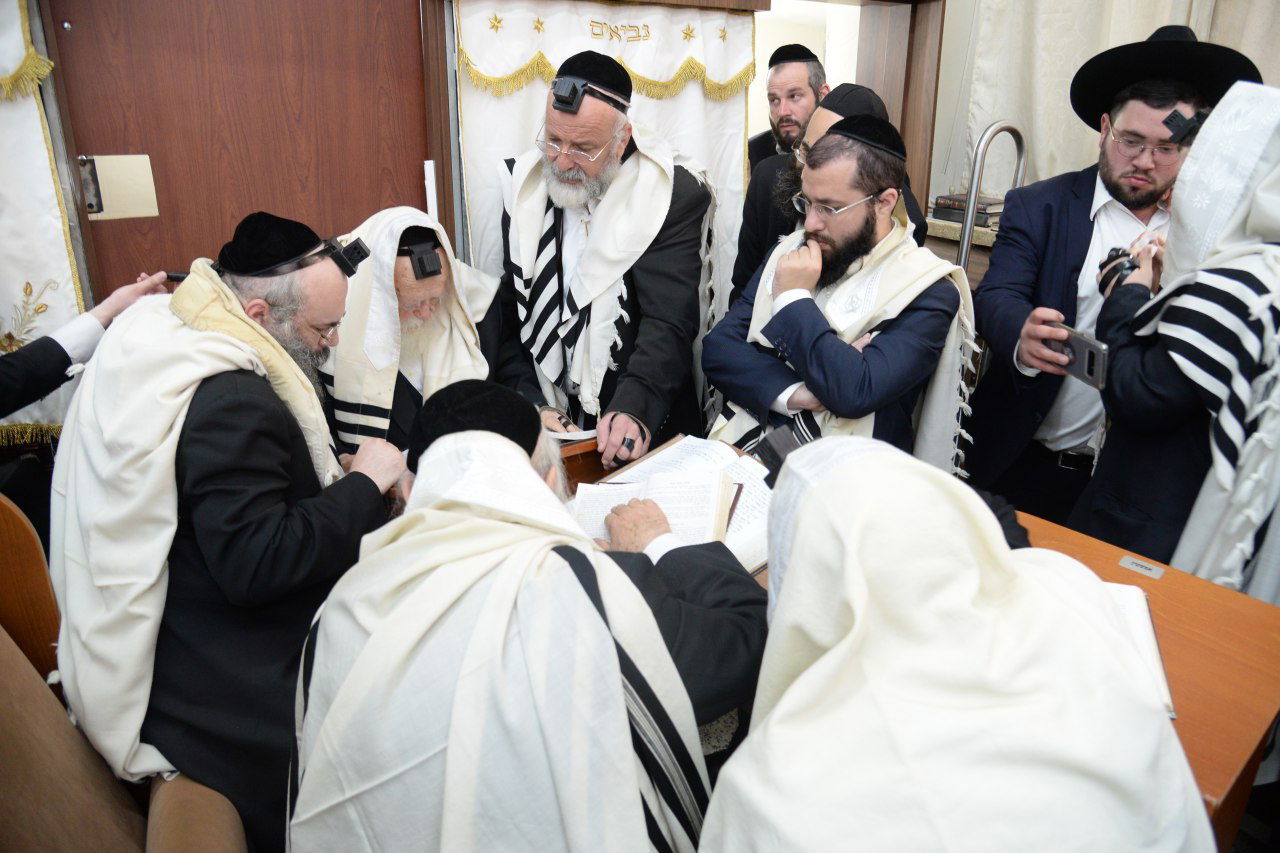 ערב יום הדין: הגר"ח קנייבסקי סיים חצי ש"ס