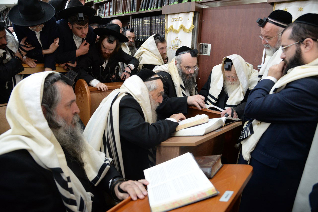 ערב יום הדין: הגר"ח קנייבסקי סיים חצי ש"ס