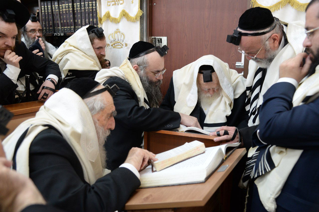 ערב יום הדין: הגר"ח קנייבסקי סיים חצי ש"ס