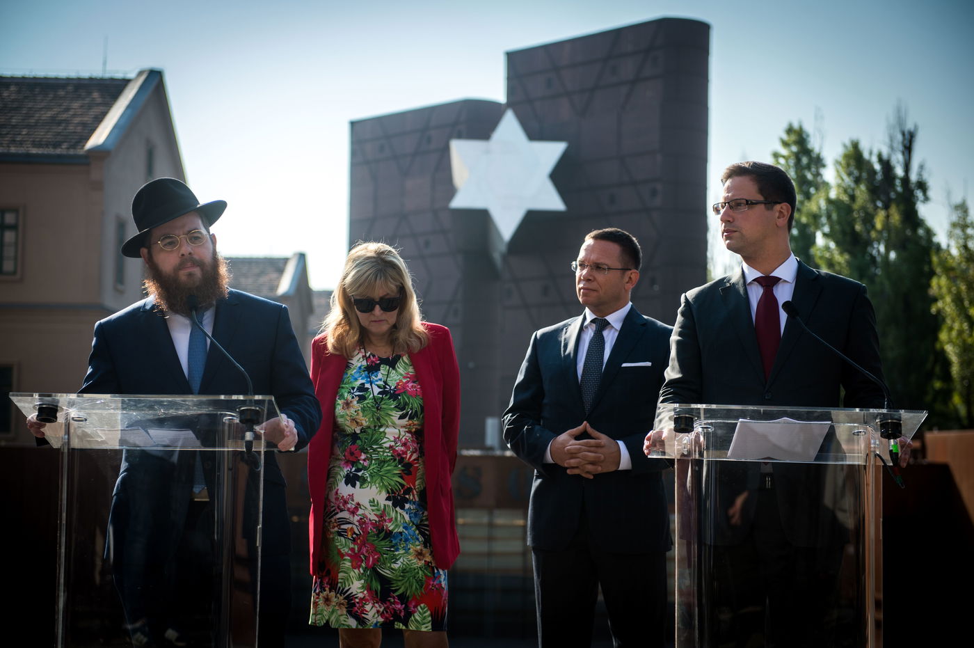 מסיבת העיתונאים המשותפת של מנכ״ל משרד רה״מ ההונגרי והרב כובש