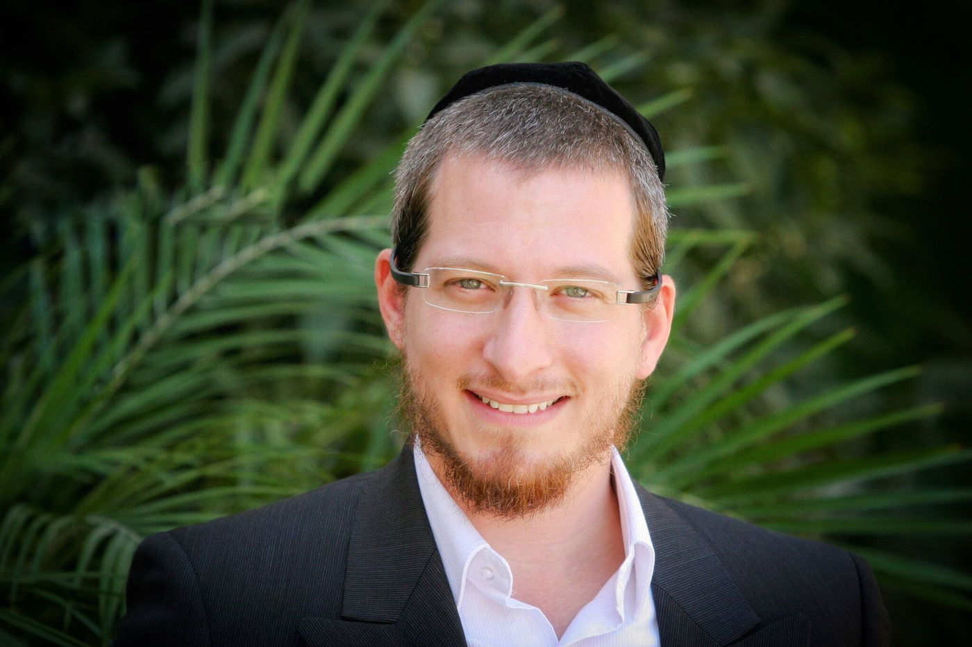 וְיִכּוֹן בְּחֶסֶד כִּסְאֶךָ - חסד חוצה שבטים וגבולות