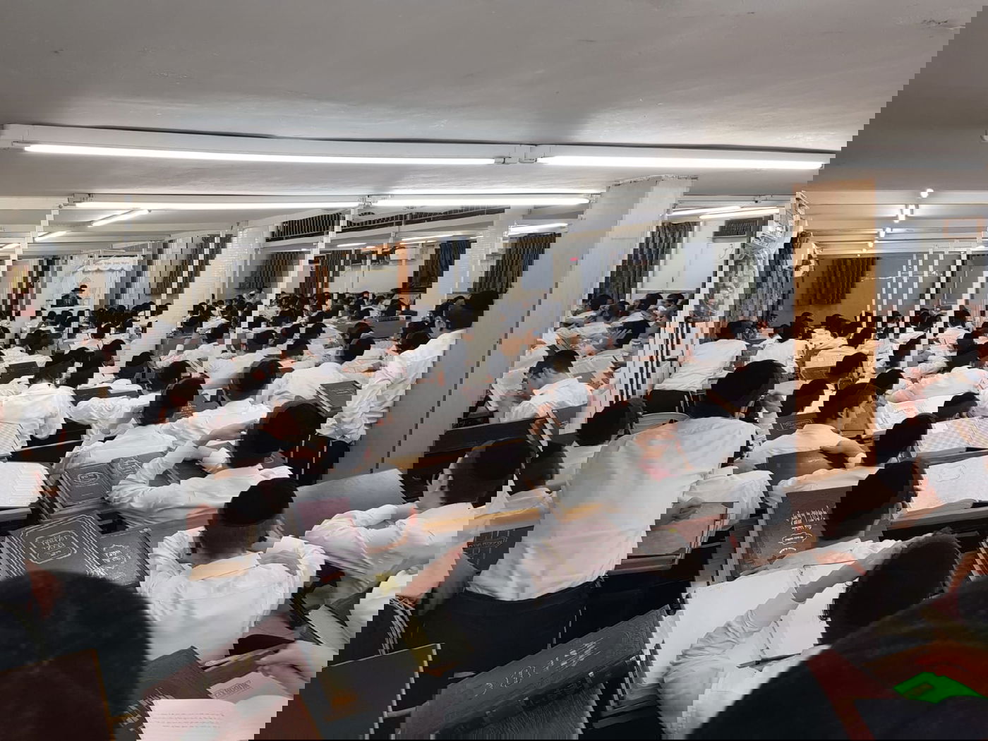 מסע החיזוק של הגר"ג אדלשטיין בהיכלי הישיבות