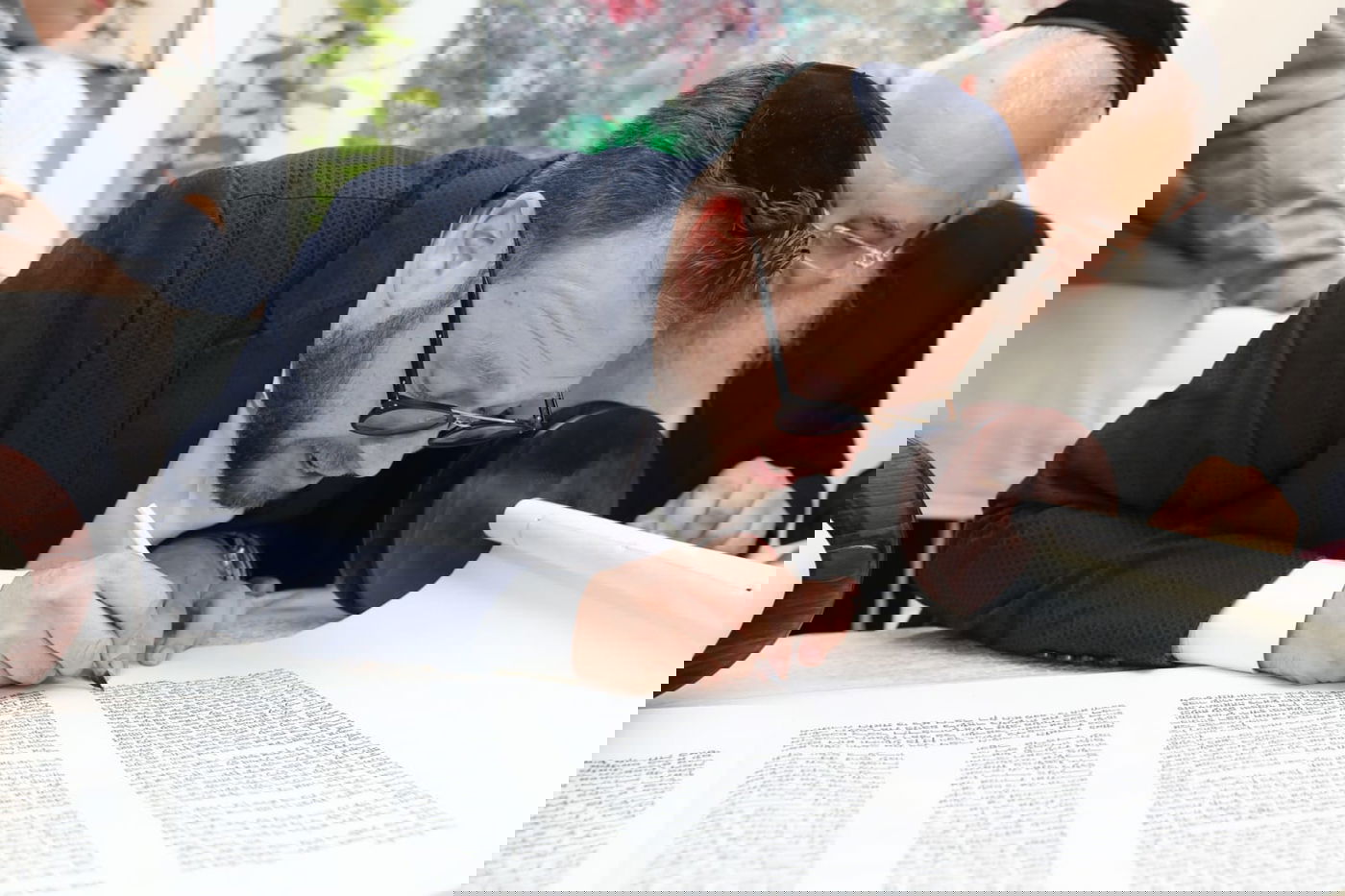 הכנסת ספר התורה שריגשה את בני ברק • תיעוד