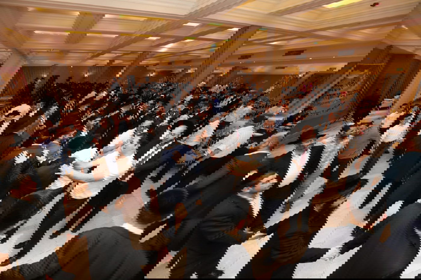 הכנסת ספר התורה שריגשה את בני ברק • תיעוד