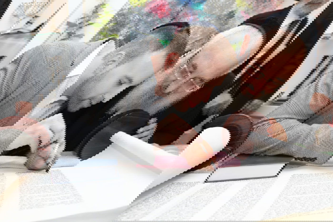 הכנסת ספר התורה שריגשה את בני ברק • תיעוד