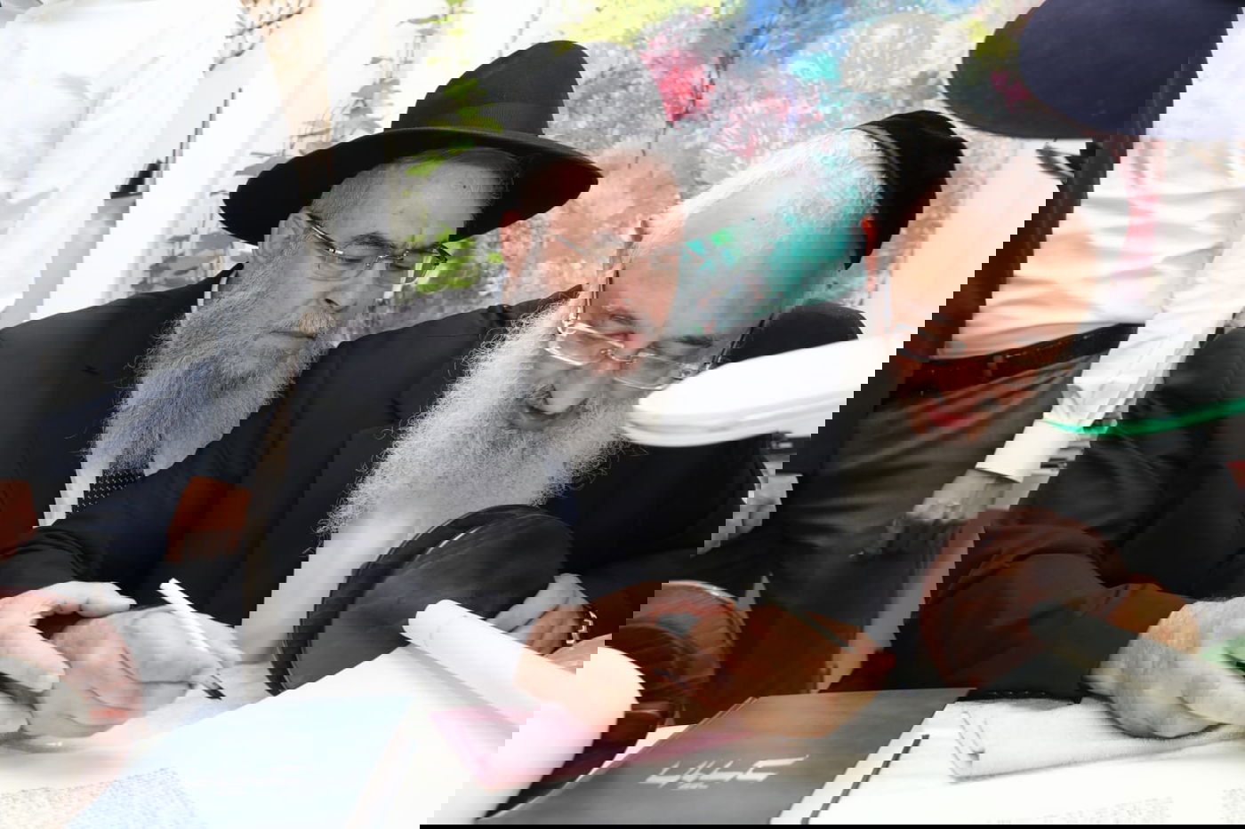 הכנסת ספר התורה שריגשה את בני ברק • תיעוד