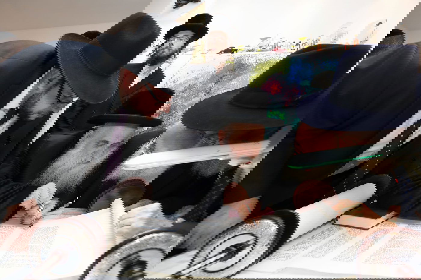 הכנסת ספר התורה שריגשה את בני ברק • תיעוד