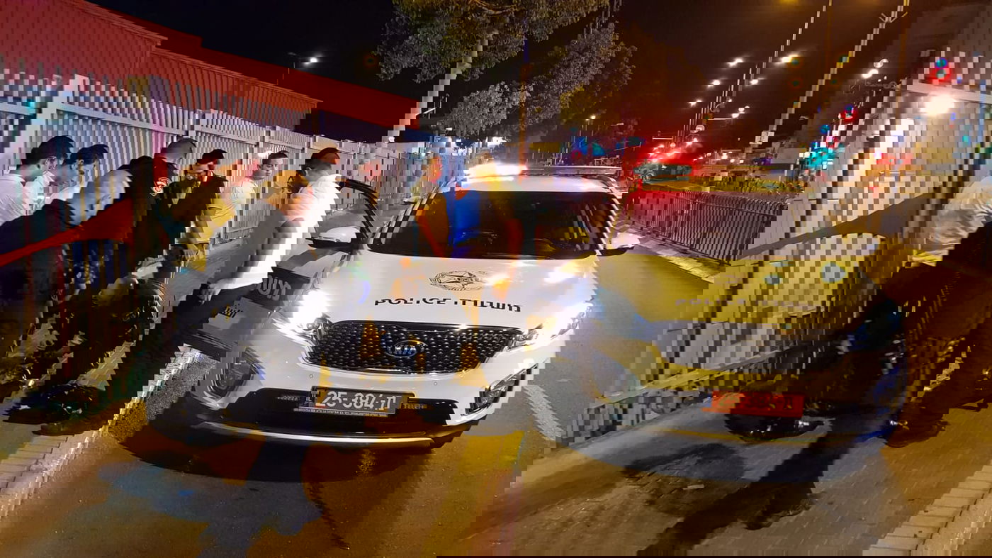 הפורץ תקף את מתנדבי 'השומרים' וניסה להימלט