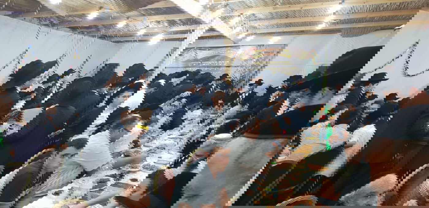 חג הסוכות במעונו של זקן הראשונים לציון