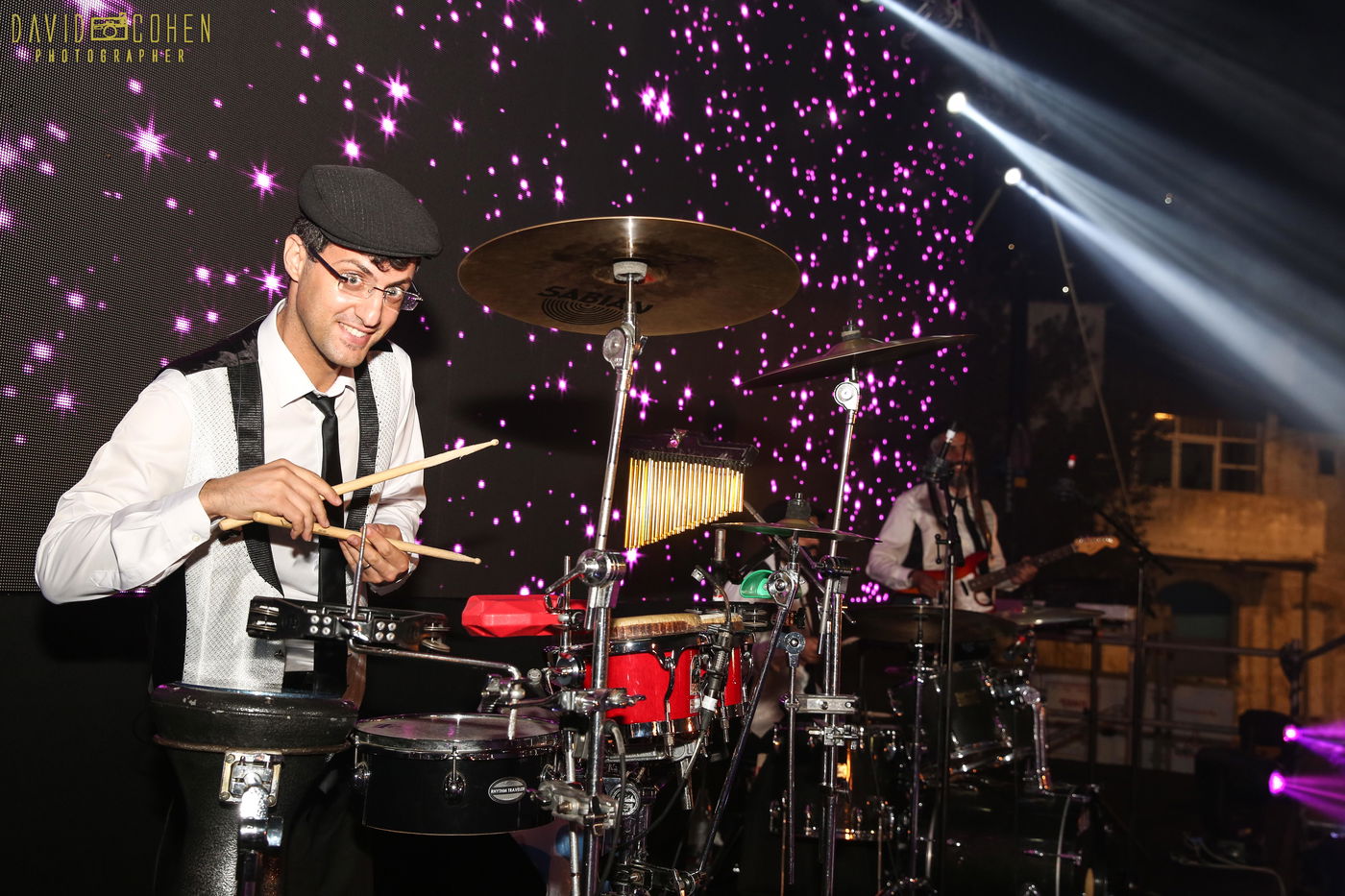 צפת: חמישה זמרים בשמחת בית השואבה